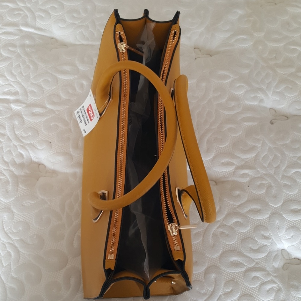 H& M Bag